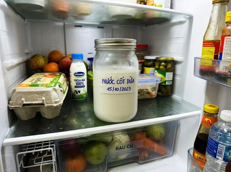 Nước cốt dừa sau khi mở để trong tủ lạnh